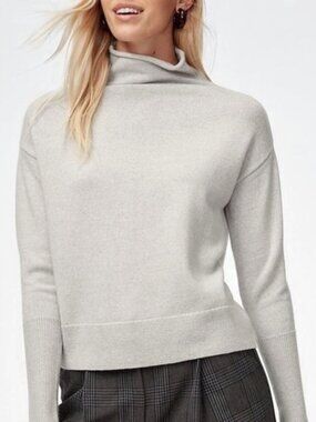 WILFRED Aritzia Light Heather Grey Cyprie Mock Neck Sweater